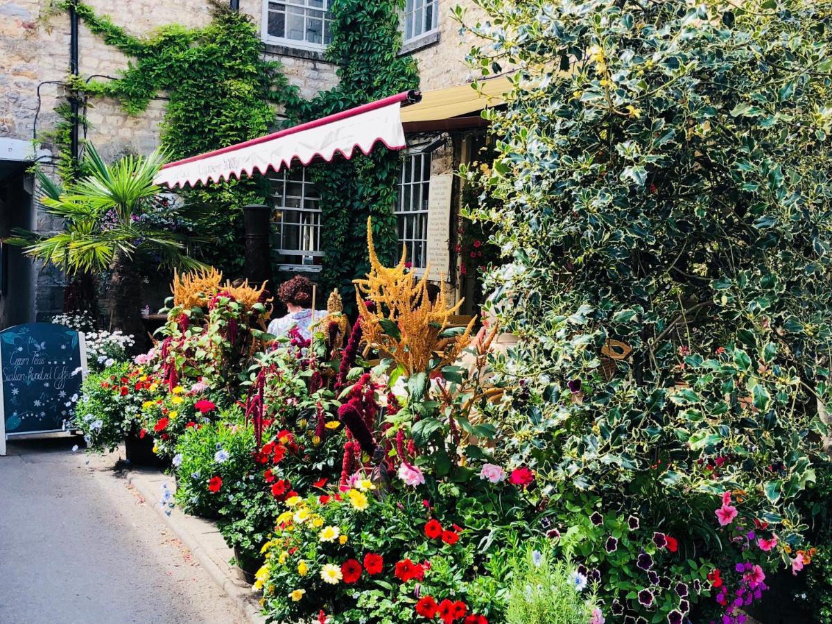 Porters Coffee Shop And B&B 헴슬리 외부 사진